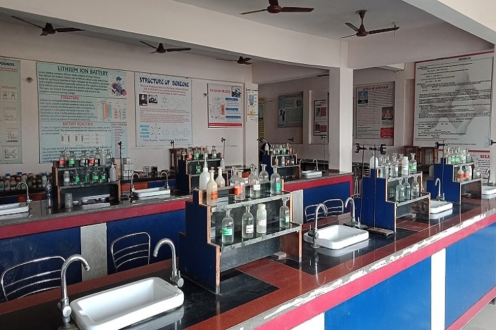 Greenway Modern Senior Secondary School -Chemistry Lab