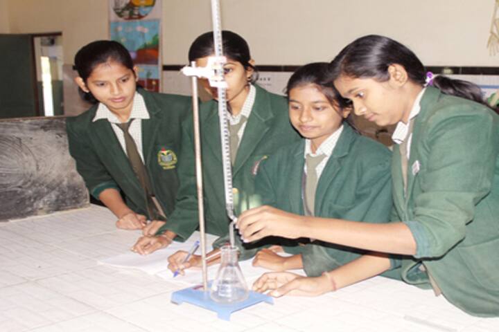 Gyan Bharti Public Shcool-Lab