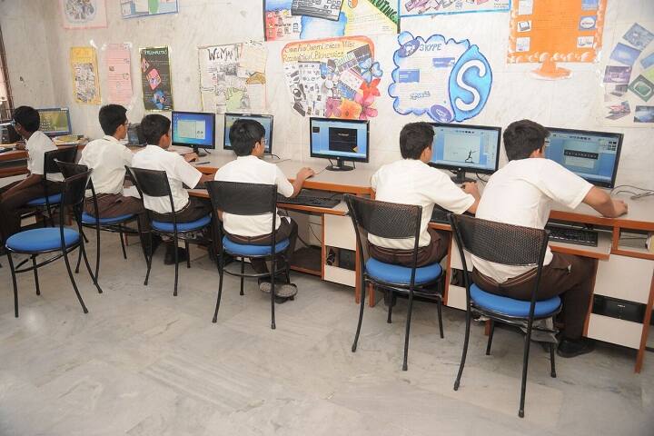 Mount Carmel School-Computer lab