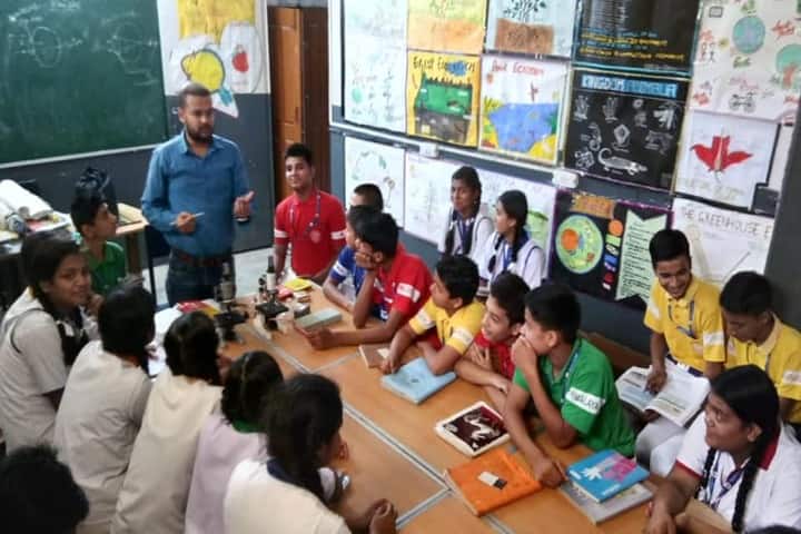 Himalaya Vidya Mandir-Biology Lab