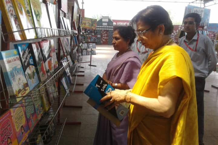 Jaswant Modern School-Book Fair