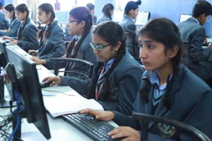 Jaycees Public School-IT Lab