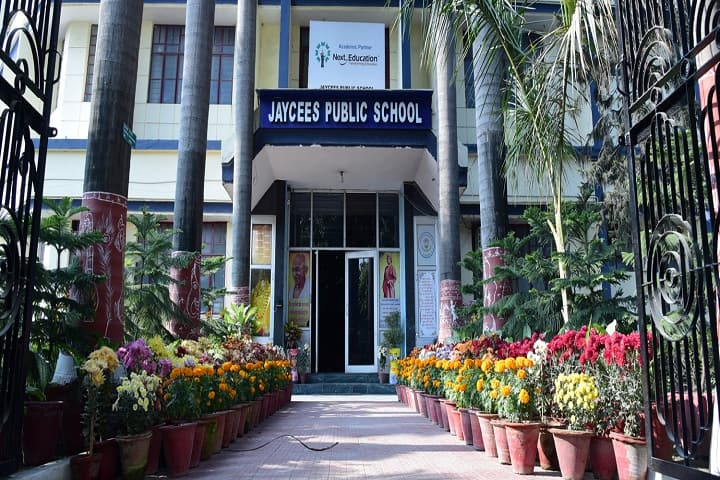 Jaycees Public School-School View