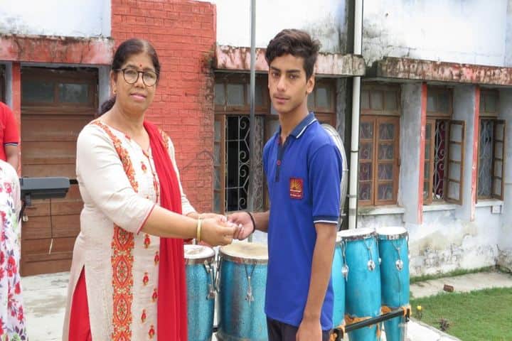 Kendriya Vidyalaya-Annual Prize Distribution