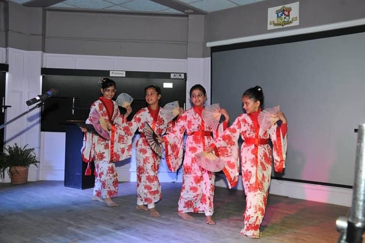 Saupins School-Class Show