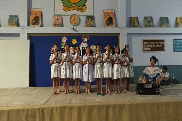 Sharda Sarvhitkari Senior Secondary School-Singing