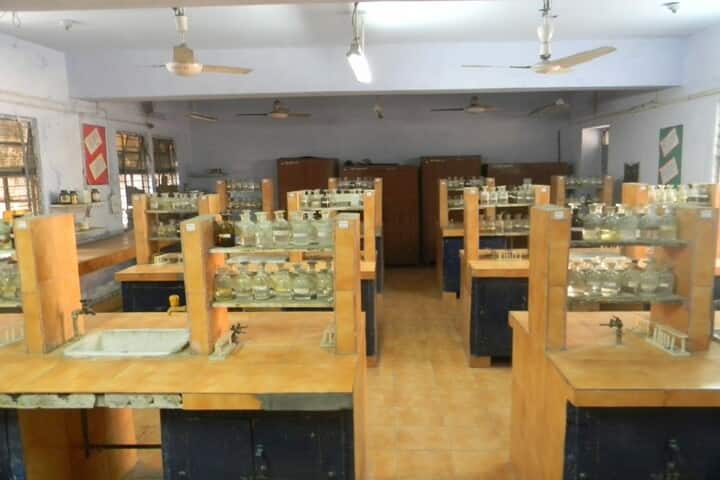 Kendriya Vidyalaya-Chemistry Lab