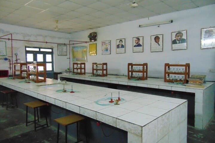 Kendriya Vidyalaya No 2-Chemistry Lab
