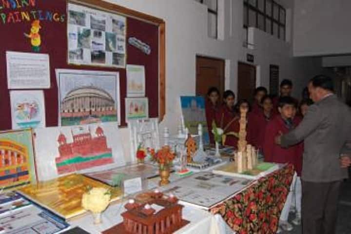 Lakes International School-Exhibition