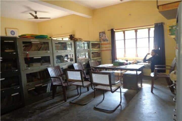 Maharishi Vidya Mandir-Library