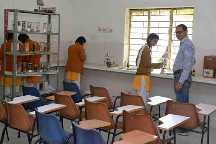 Maharishi Vidya Mandir-Laboratory