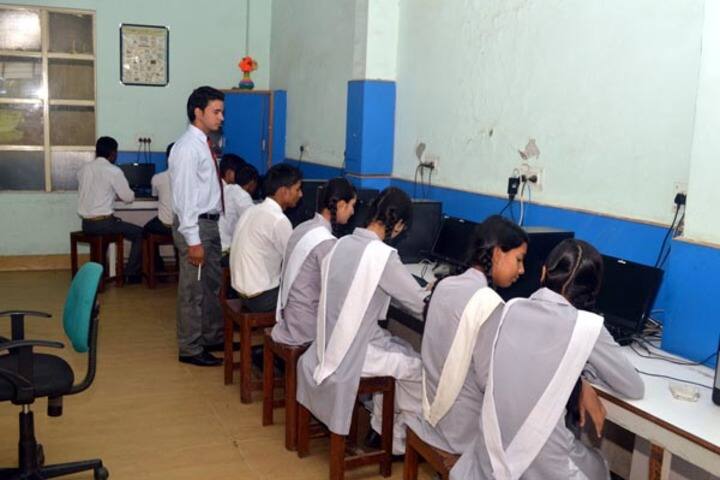 Maulana Azad Public School-Computer Lab