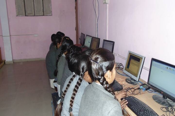 Montfort Children Academy-Computer Lab