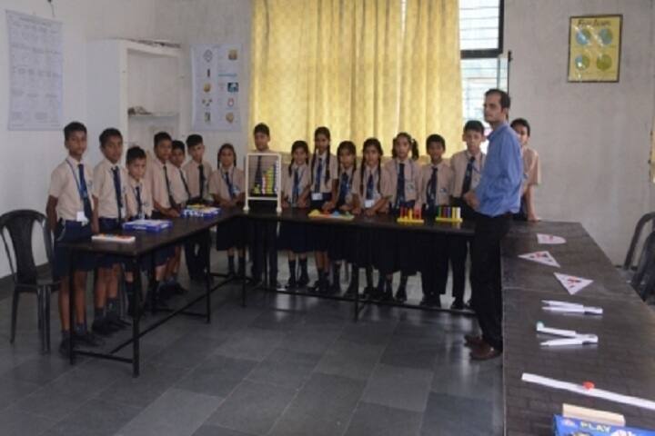 Oceanic International School-Maths Lab