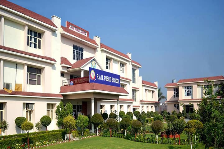 R A N Public School-Campus