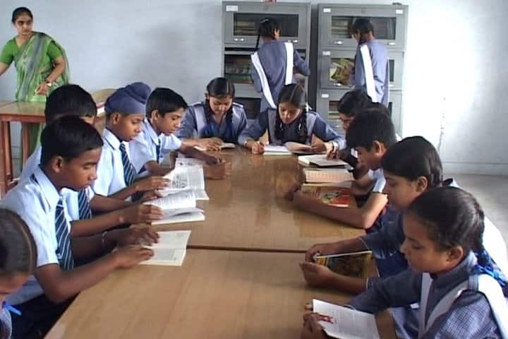 Radiant Public School-Library