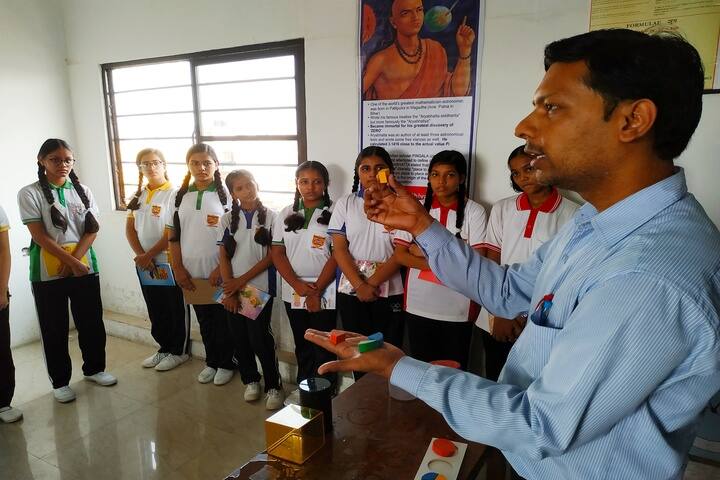 Rainbow Public School-Maths Lab
