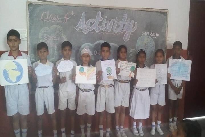 Renaissance Dron School-Students