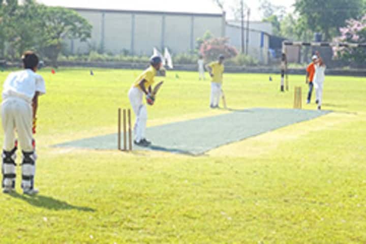 Riverdale International School-Cricket