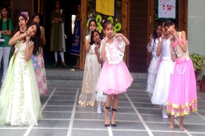Scholars Academy-Mothers Day Celebrations