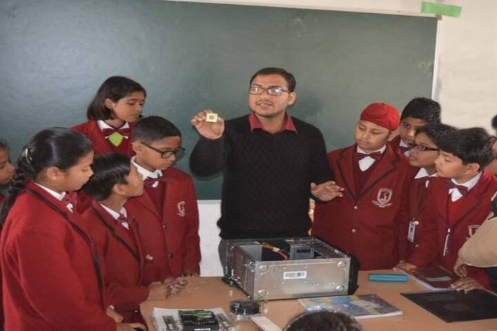 Scholars Valley International School-Lab