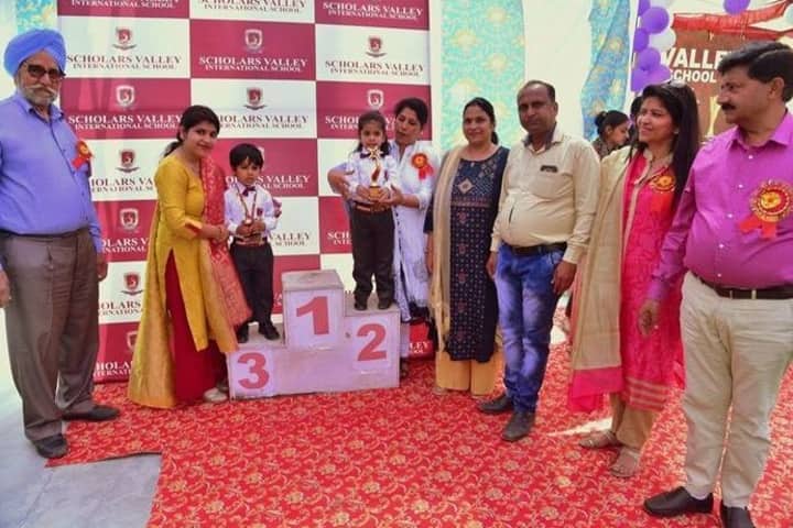 Scholars Valley International School-Prizes