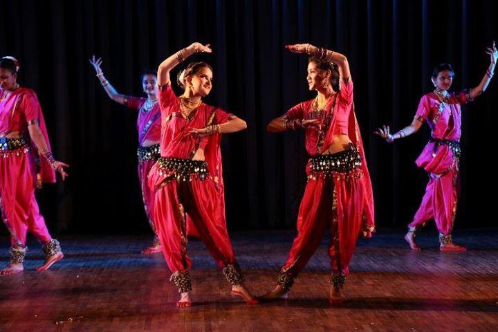 Sharda Public School-Cultural Dance