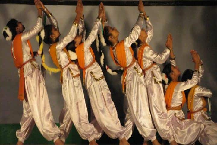 Sharda Public School-Dance