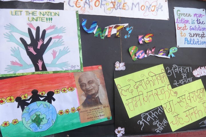 Shri Guru Nanak Public School-Poster Presentation