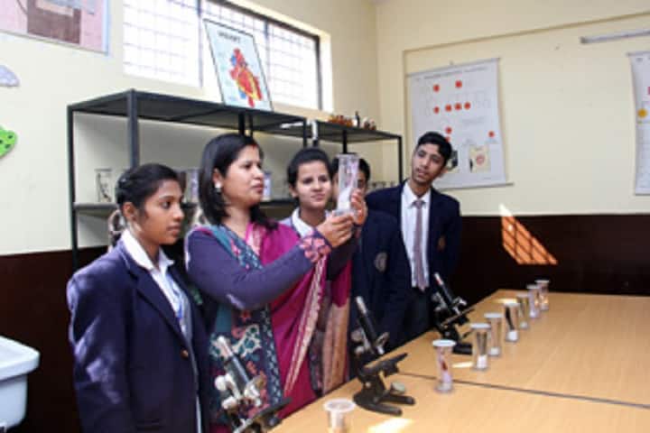 Shri Guru Ram Rai Public School-Biology Lab