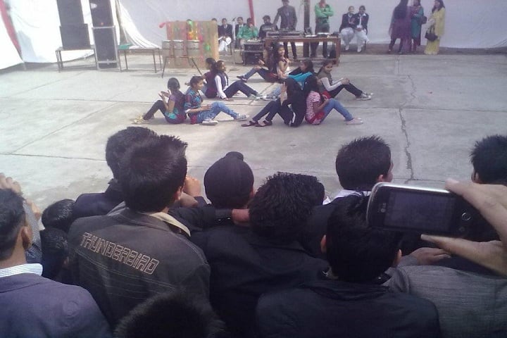 Shri Guru Ram Rai Public School-Dance