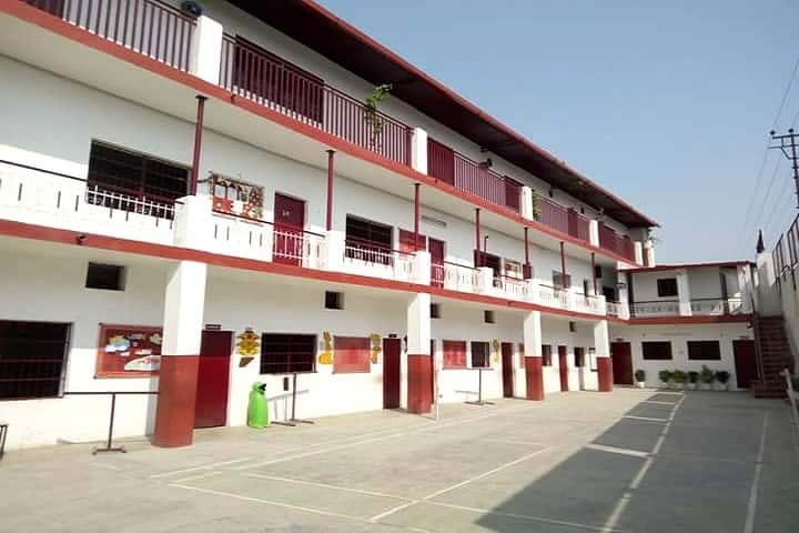 Siddharath Public School-Campus-View inside