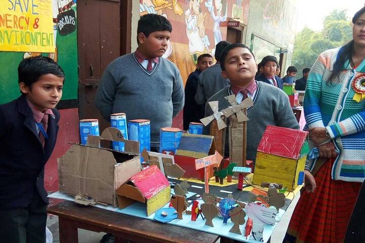 Sri Devi Dutt Chhimwal Memorial Public School-Science Exhibition