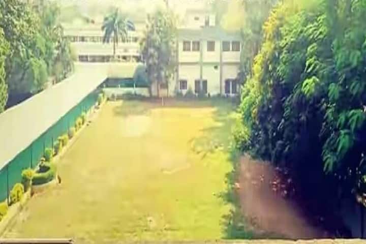 Sri Guru Teg Bahadur Public School-Campus-View full