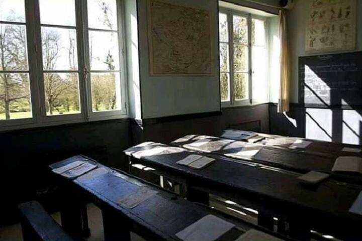 Sri Guru Teg Bahadur Public School-Classroom view