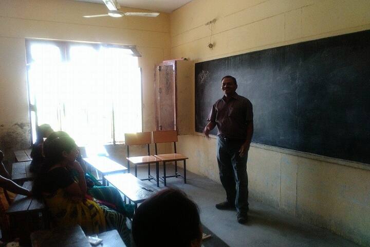 "St. Xaviers Convent School-Class"