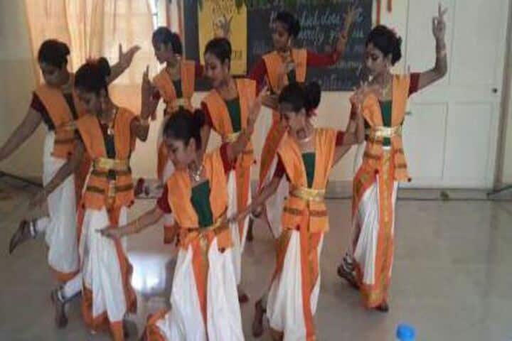 Amrita Vidyalaya-Cultural Dance