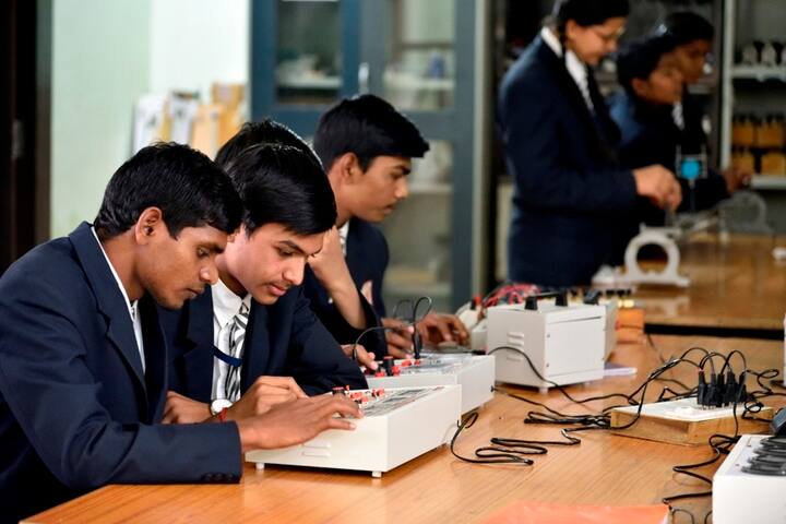 Allons Public School-Physics Lab