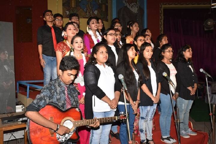 Burnpur Riverside School-Singing