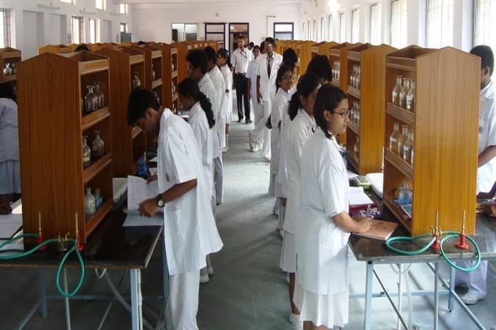 D A V Model School-Chemistry Lab