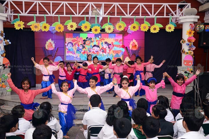 Delhi Public School-Dance Performs