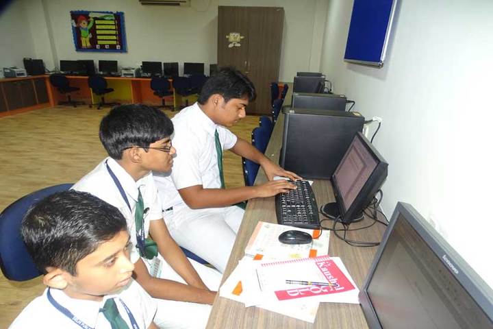 Delhi Public School-Computer Lab