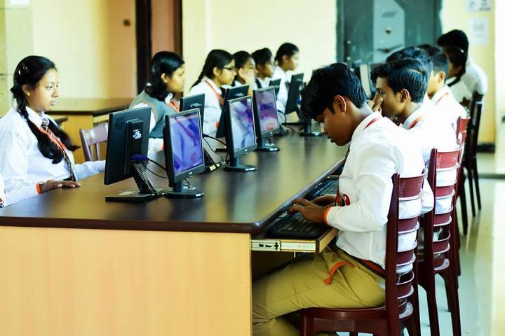 Explore International School-Computer Lab