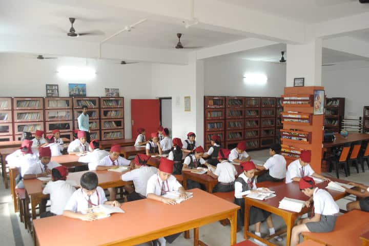 Guru Nanak Public School-Library