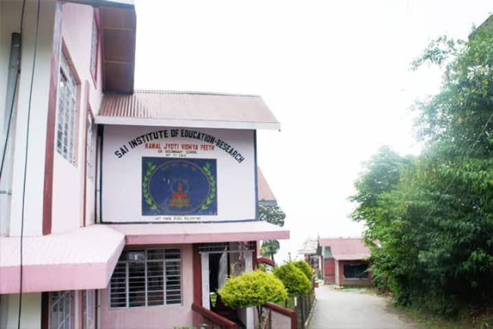 Kamal Jyoti Vidyapeeth- Building