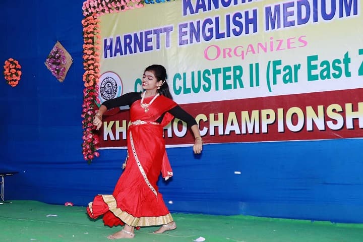 Kanchrapara Harnett English Medium School-Dance