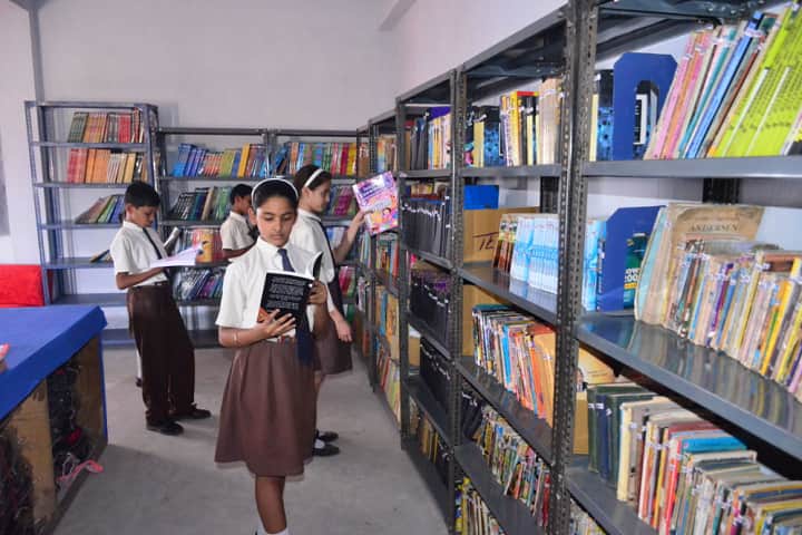 Kashinath Lahiri Public School-Library