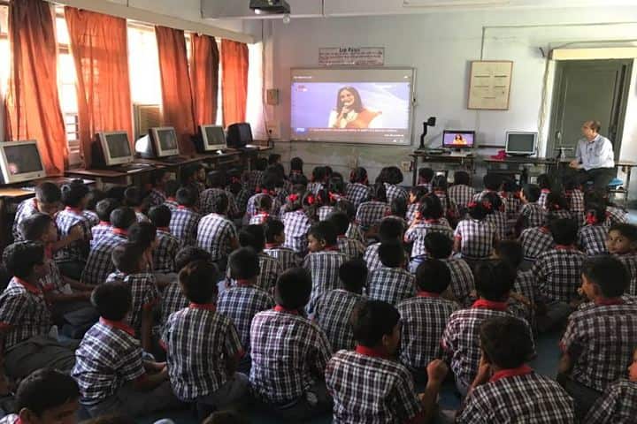 Kendriya Vidyalaya-Computer Class