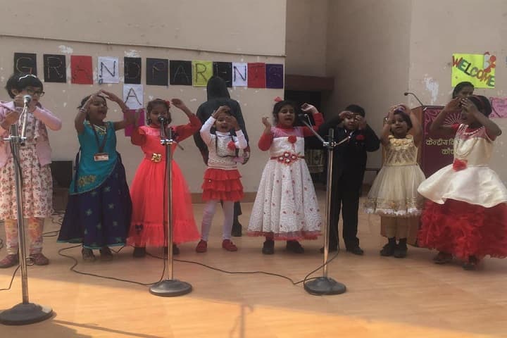 Kendriya Vidyalaya No 2-Singing
