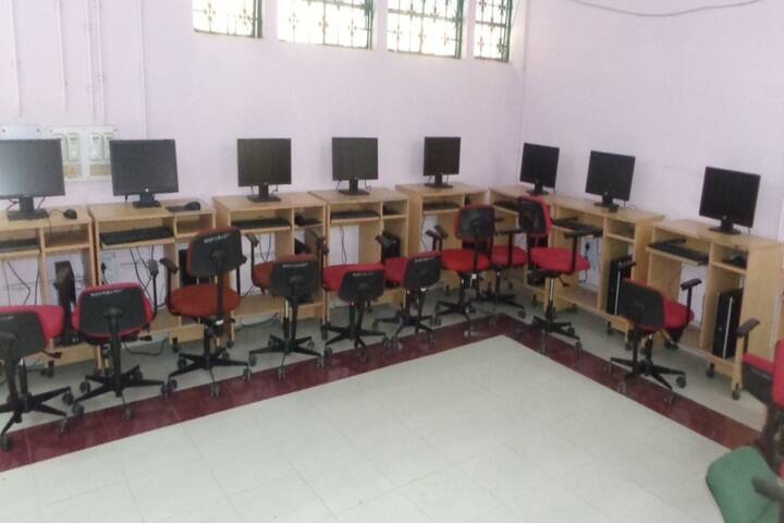 Kendriya Vidyalaya No 2-Computer-Lab